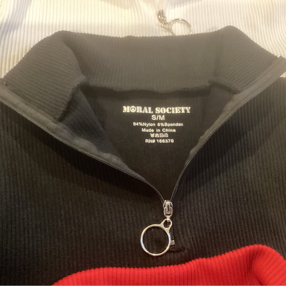 🌸Ribbed Nylon/Spandex Seamless Top - Picture 3 of 6